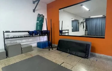 VENTA LOCAL COMERCIAL PICHINCHA (Salta al 2200)