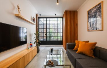 VENTA CASA UNICA DE PASILLO EN PICHINCHA