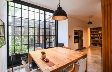 VENTA CASA UNICA DE PASILLO EN PICHINCHA